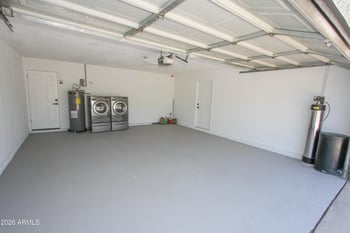 2371 Paradise Ln, Phoenix, AZ 85023