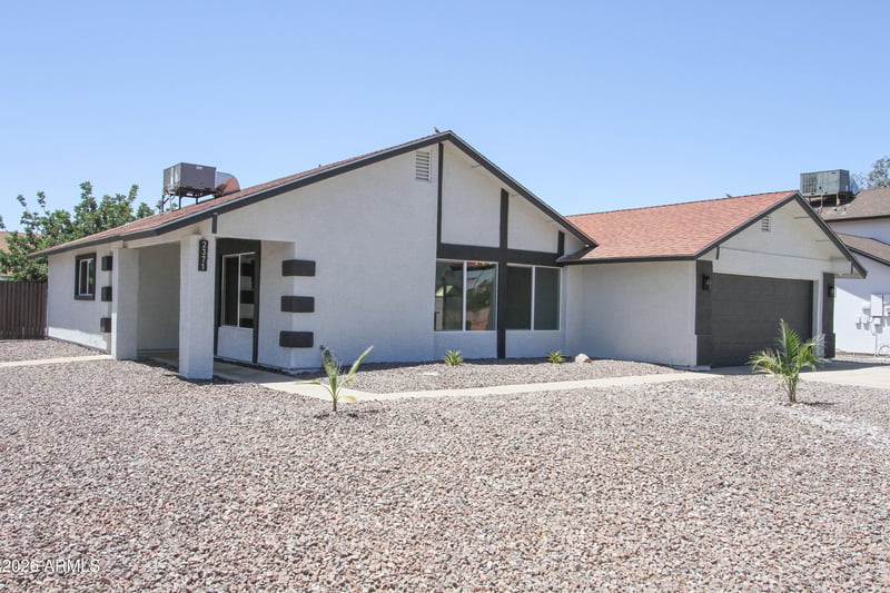 2371 W Paradise Ln, Phoenix, AZ 85023