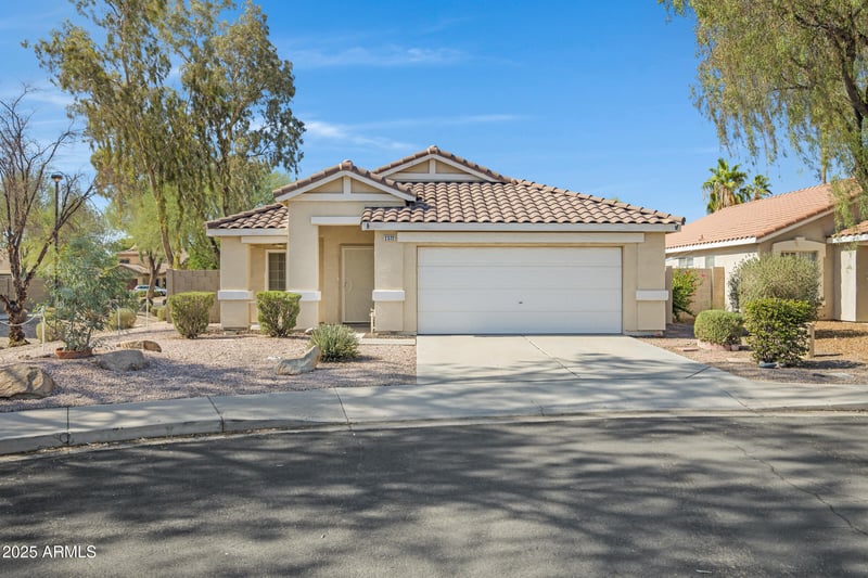 2372 Springfield Pl, Chandler, AZ 85286