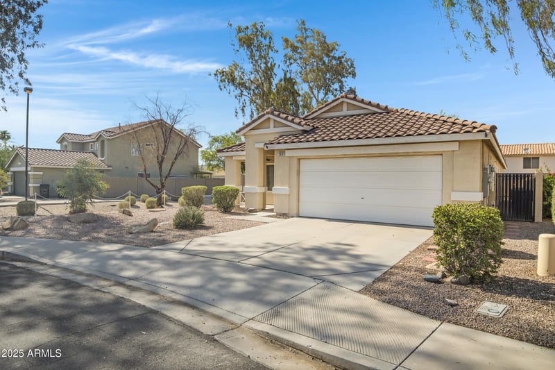 2372 Springfield Pl, Chandler, AZ 85286