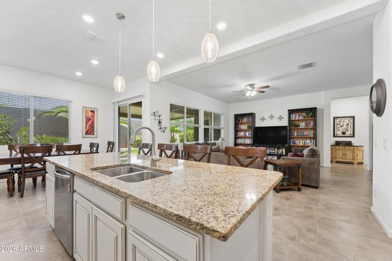 23752 168th Ln, Surprise, AZ 85387