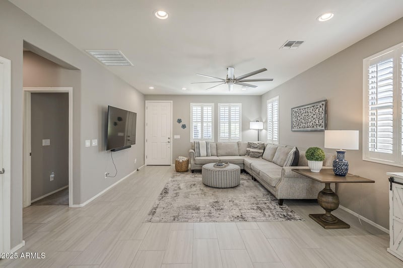 238 56th Pl, Mesa, AZ 85205