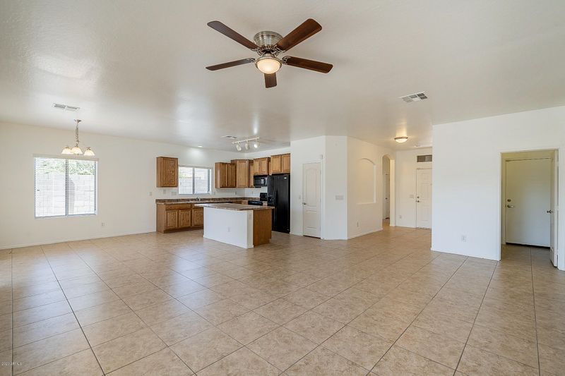 238 S 165th Dr, Goodyear, AZ 85338