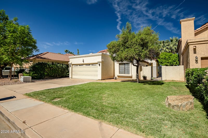 238 Lakeview Blvd, Chandler, AZ 85225