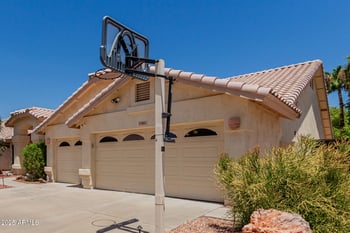 23801 57th Dr, Glendale, AZ 85310