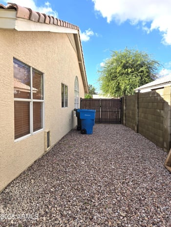 23813 39th Ln, Glendale, AZ 85310