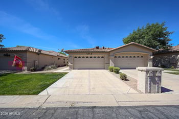 23822 Serenity Way, Sun Lakes, AZ 85248