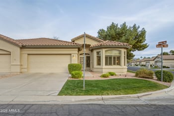 23825 Serenity Way, Sun Lakes, AZ 85248