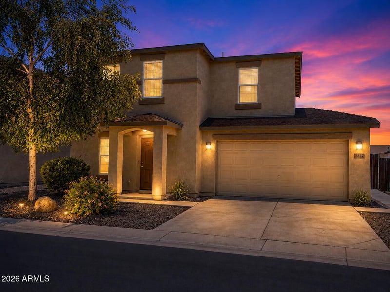 2387 Meadow Creek Way, San Tan Valley, AZ 85140