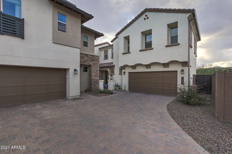2387 W Whisper Rock Trl, Phoenix, AZ 85085