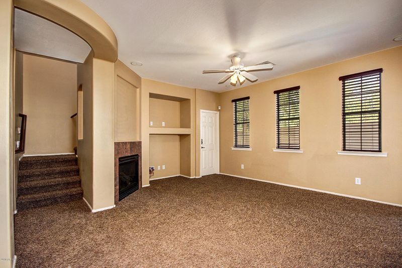 2389 W Sleepy Ranch Rd, Phoenix, AZ 85085