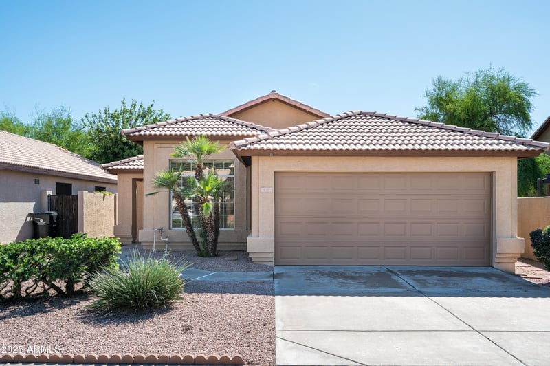 239 Angela Dr, Phoenix, AZ 85023