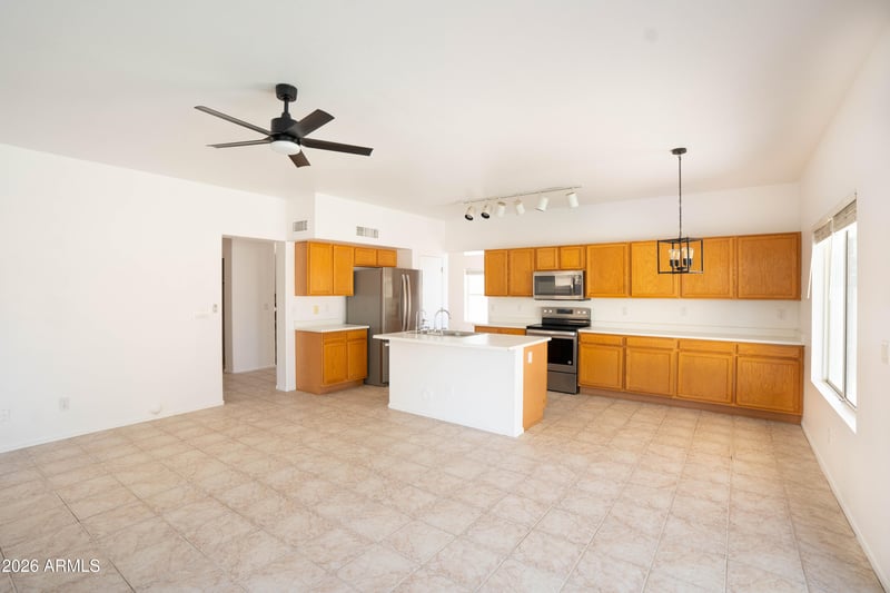 2390 Indigo Dr, Chandler, AZ 85248