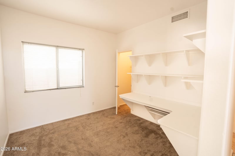 2390 Indigo Dr, Chandler, AZ 85248