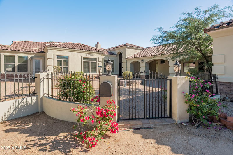 23907 N 83rd Ave, Peoria, AZ 85383