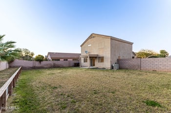 2391 Allens Peak Dr, San Tan Valley, AZ 85144