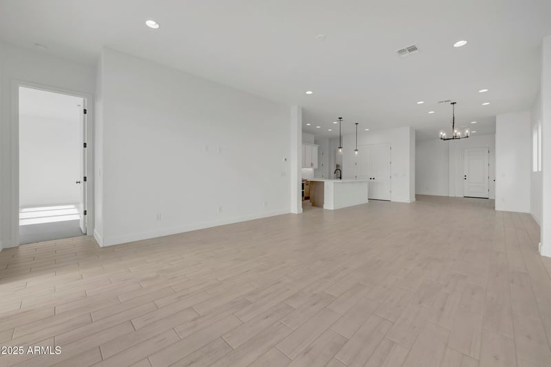 2391 Amfissa Dr, San Tan Valley, AZ 85140