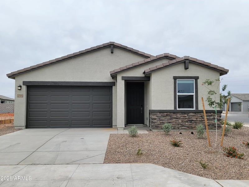 2391 Enantio Rd, San Tan Valley, AZ 85143