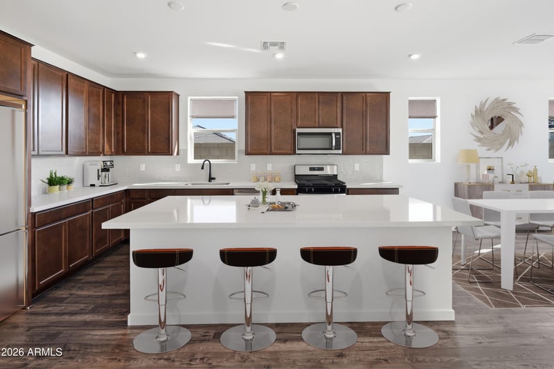 23935 W Carver Dr, Buckeye, AZ 85326