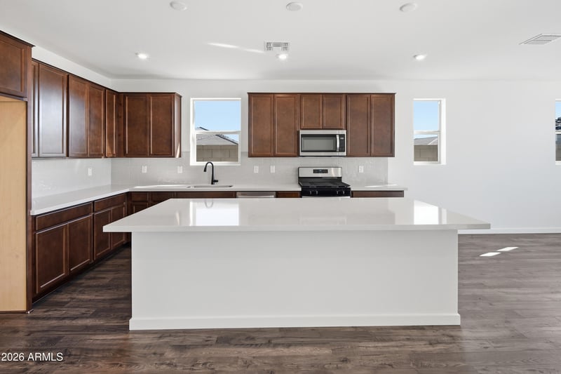 23935 W Carver Dr, Buckeye, AZ 85326