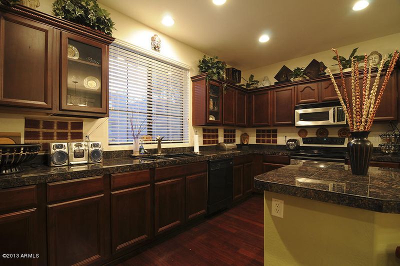2395 W Jake Haven, Phoenix, AZ 85085