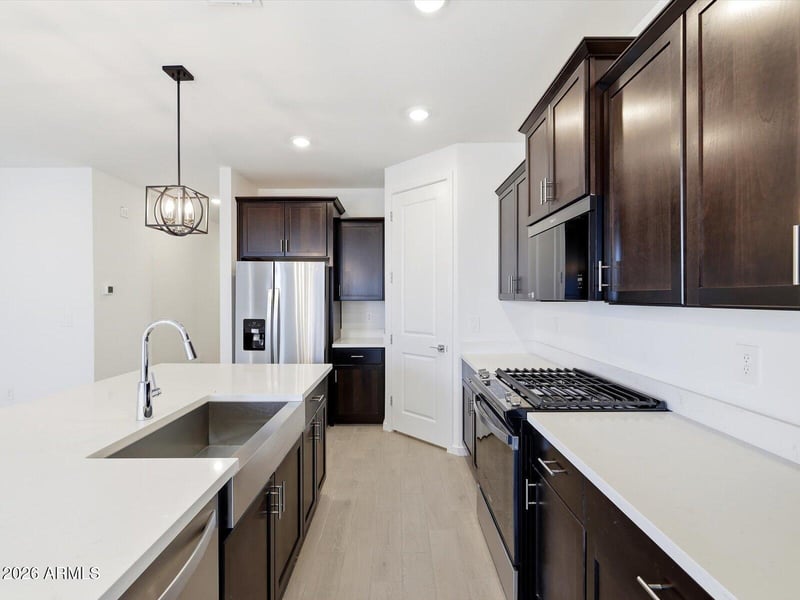 2396 Enantio Rd, San Tan Valley, AZ 85143