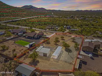 24 Circle Mountain Rd, New River, AZ 85087