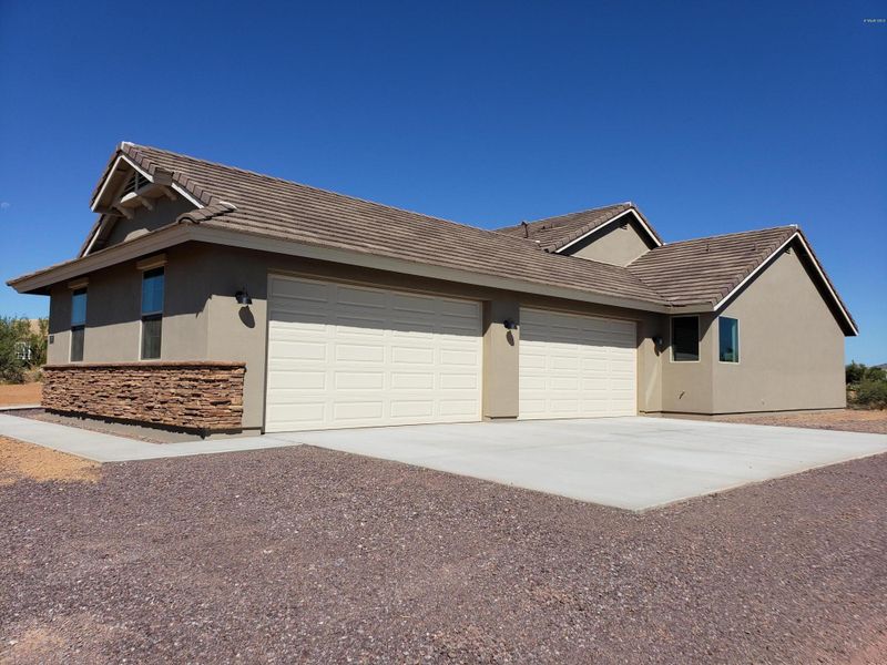 24 E Tumbleweed Dr, Phoenix, AZ 85085