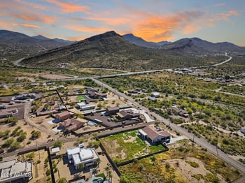 24 Circle Mountain Rd, New River, AZ 85087