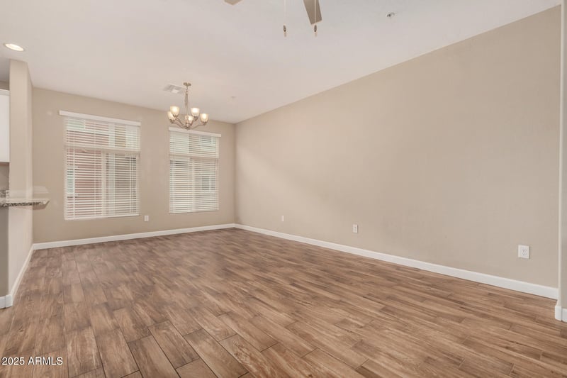 240 Juniper Ave #1054, Gilbert, AZ 85233