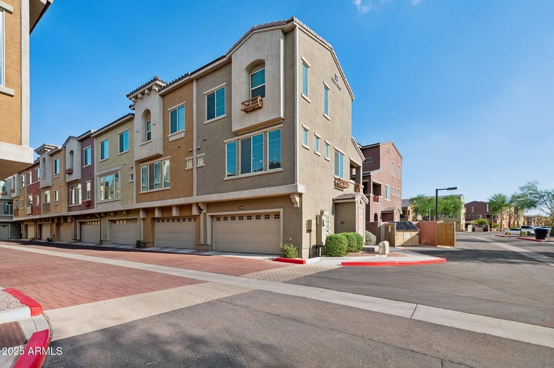 240 Juniper Ave #1154, Gilbert, AZ 85233