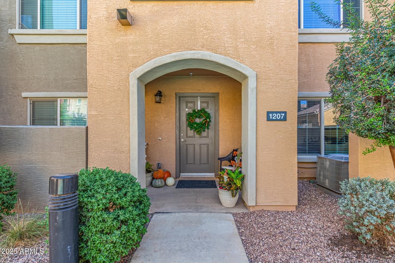 240 Juniper Ave #1207, Gilbert, AZ 85233