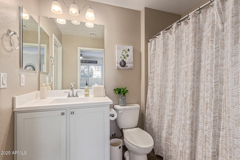 240 Juniper Ave #1207, Gilbert, AZ 85233