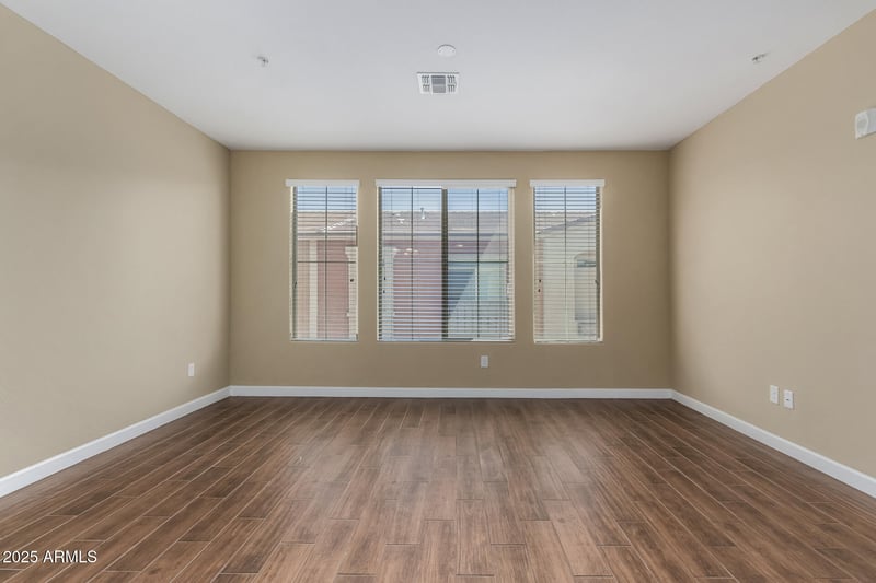 240 Juniper Ave #1211, Gilbert, AZ 85233