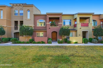 240 Juniper Ave #1220, Gilbert, AZ 85233