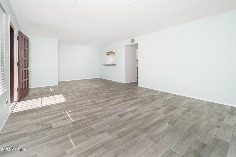 240 S Old Litchfield Rd #107, Litchfield Park, AZ 85340