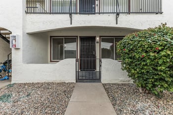 240 Old Litchfield Rd #122, Litchfield Park, AZ 85340
