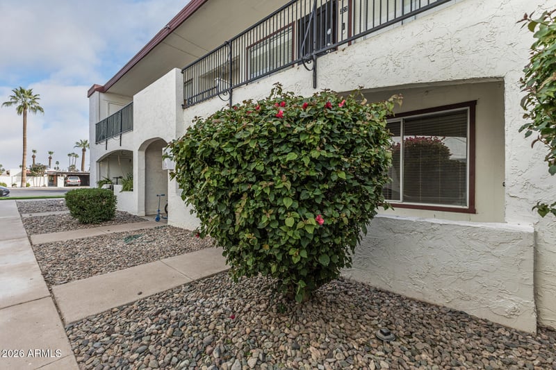 240 Old Litchfield Rd #122, Litchfield Park, AZ 85340