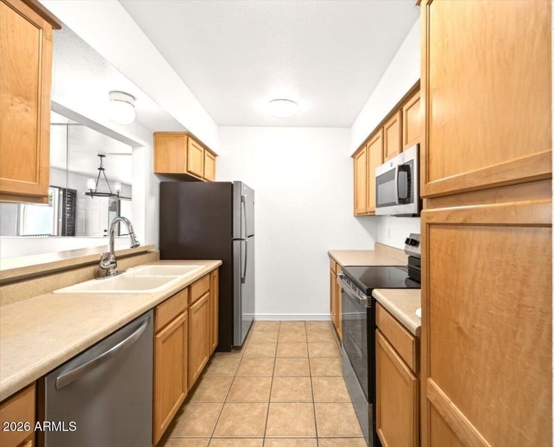 240 Old Litchfield Rd #212, Litchfield Park, AZ 85340
