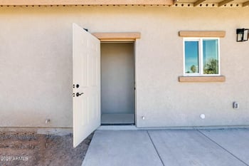 240 Valerie Ln, Sierra Vista, AZ 85635