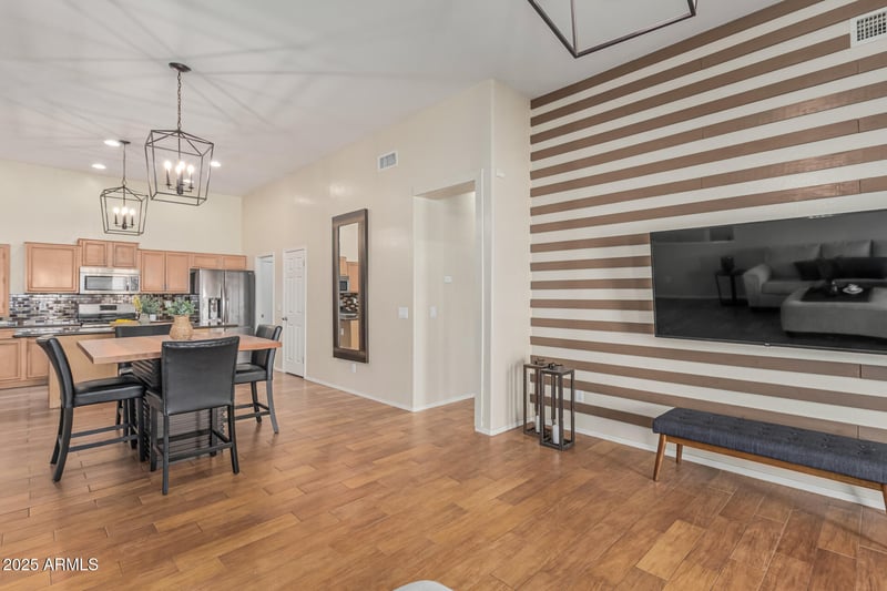 240 Brooks St, Gilbert, AZ 85233