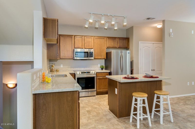 240 W Juniper Ave #1026, Gilbert, AZ 85233