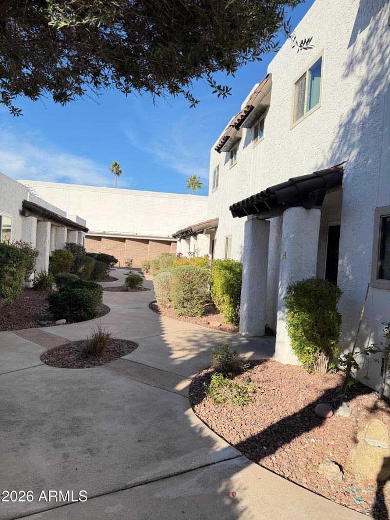 2400 71st St #E, Scottsdale, AZ 85257