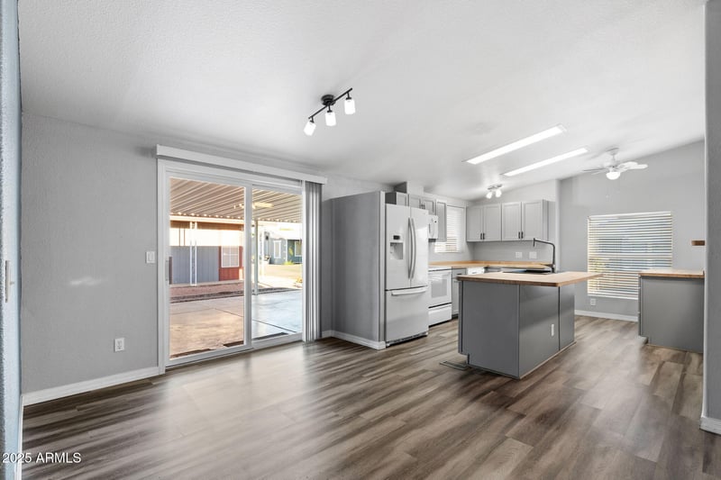 2400 Baseline Ave #144, Apache Junction, AZ 85119