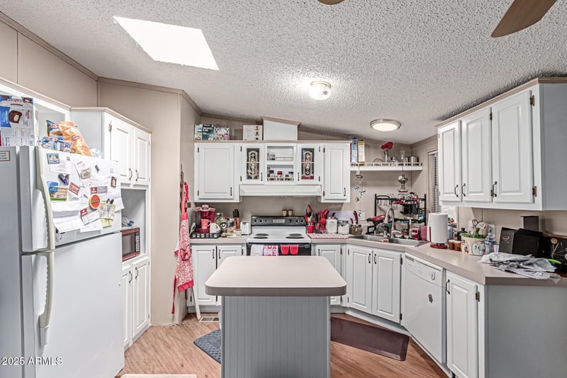 2400 Baseline Ave #22, Apache Junction, AZ 85119