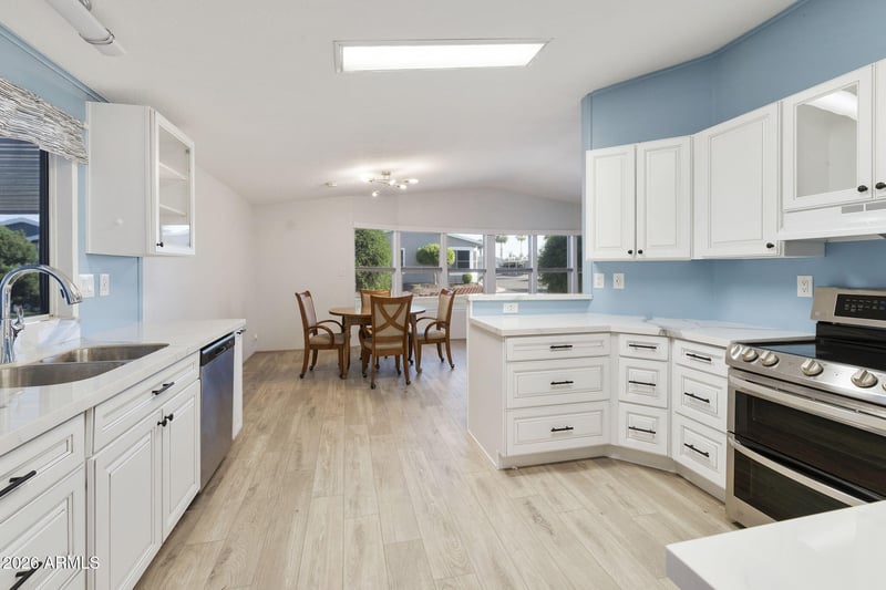 2400 Baseline Ave #100, Apache Junction, AZ 85119