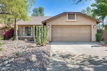 24009 39th Ln, Glendale, AZ 85310
