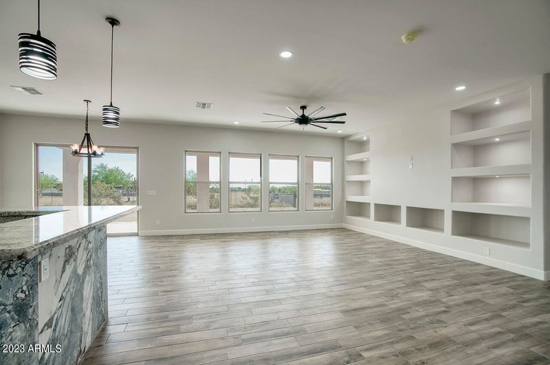 24009 W Redbird Rd W, Wittmann, AZ 85361