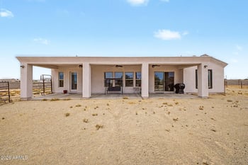 24009 Redbird Rd, Wittmann, AZ 85361