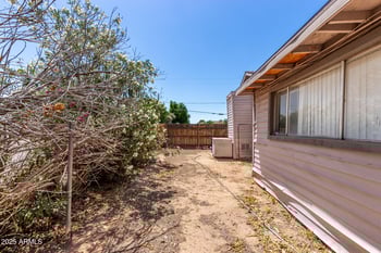 2401 27th St, Phoenix, AZ 85008